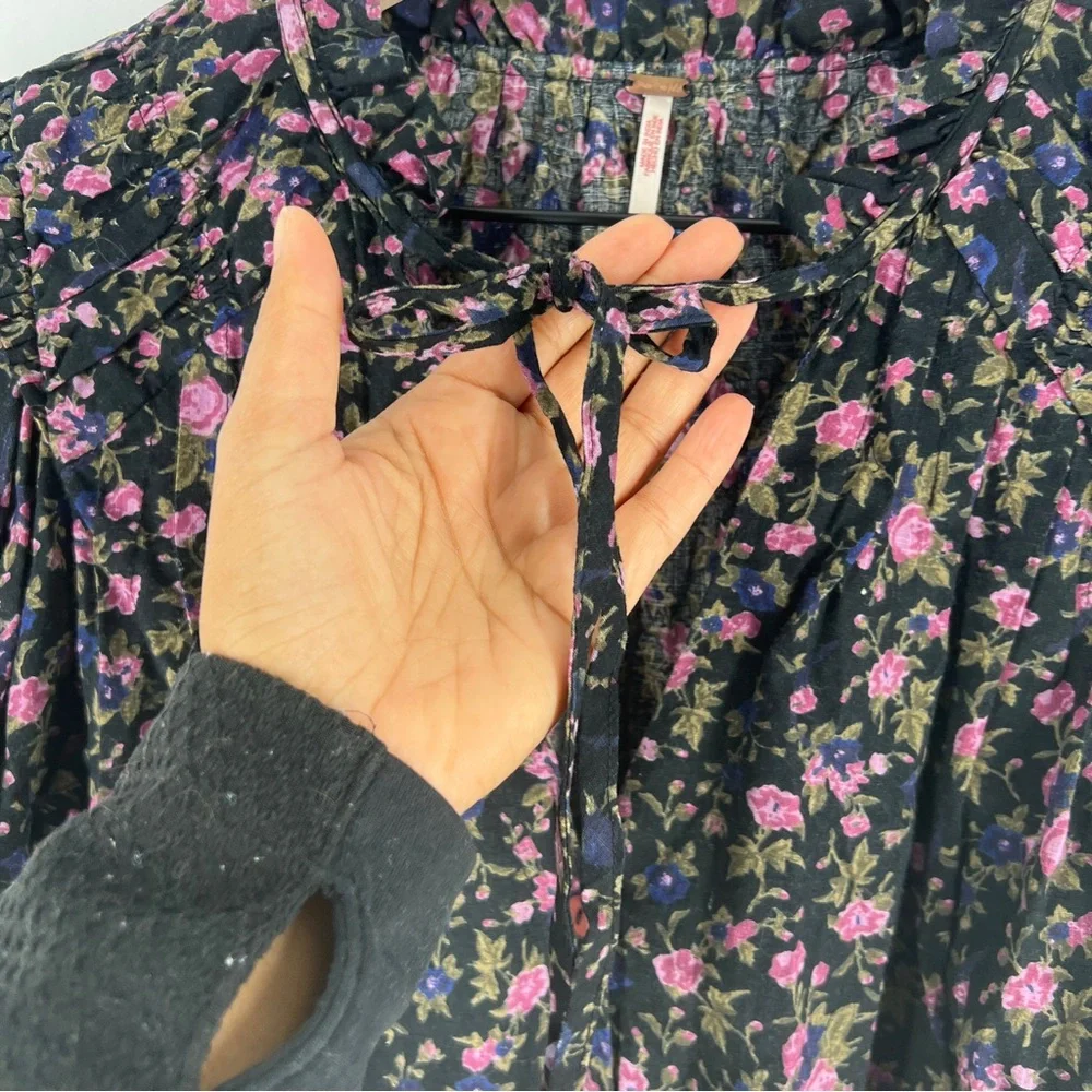 Free People Meant To Be Black Floral Print‎ Full Mutton Sleeve Peasant Blouse M